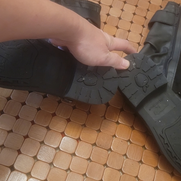 Rocket dog boots size 6.5 - Picture 5 of 7